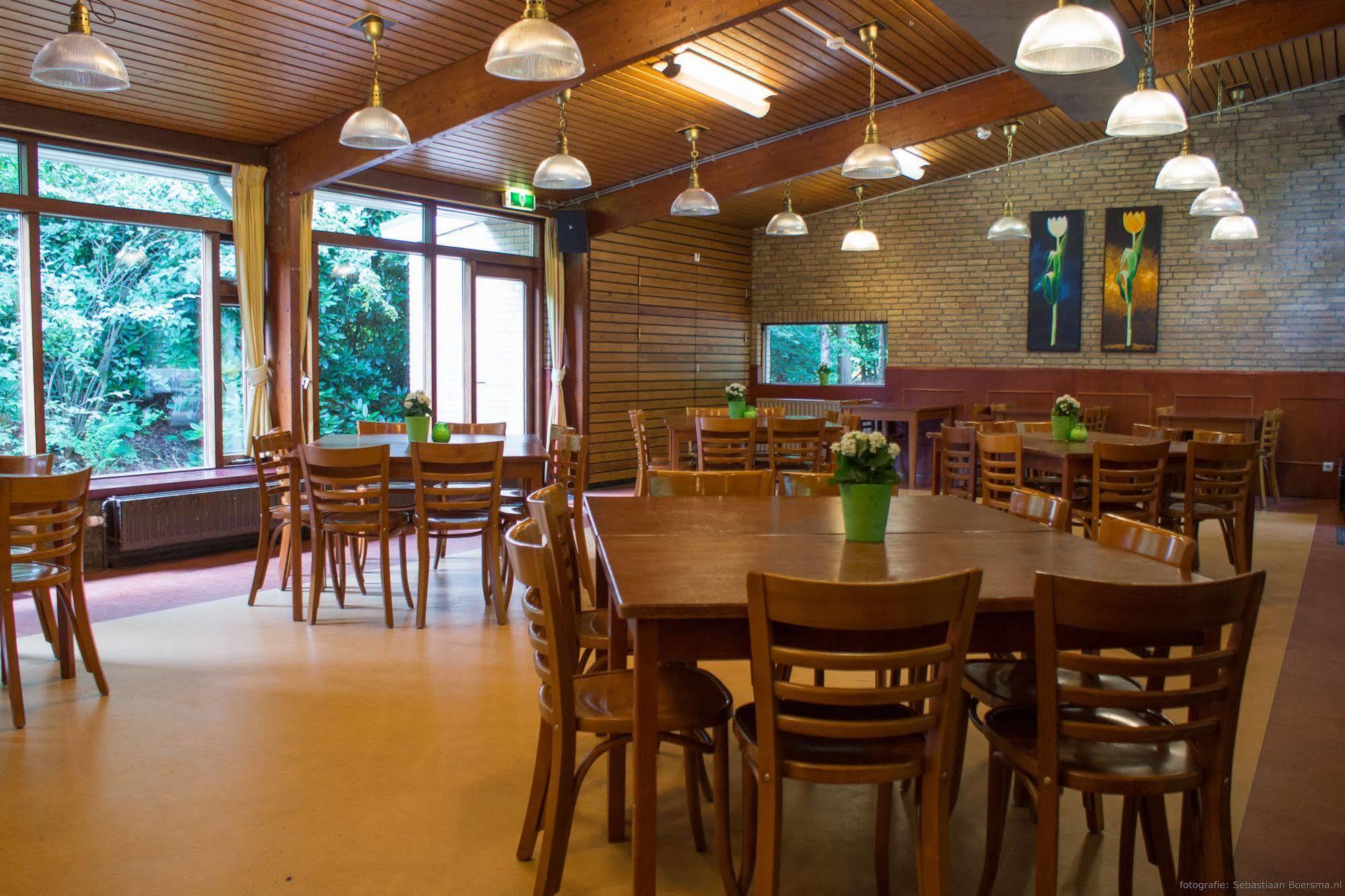 Stayokay Hostel Apeldoorn Ngoại thất bức ảnh